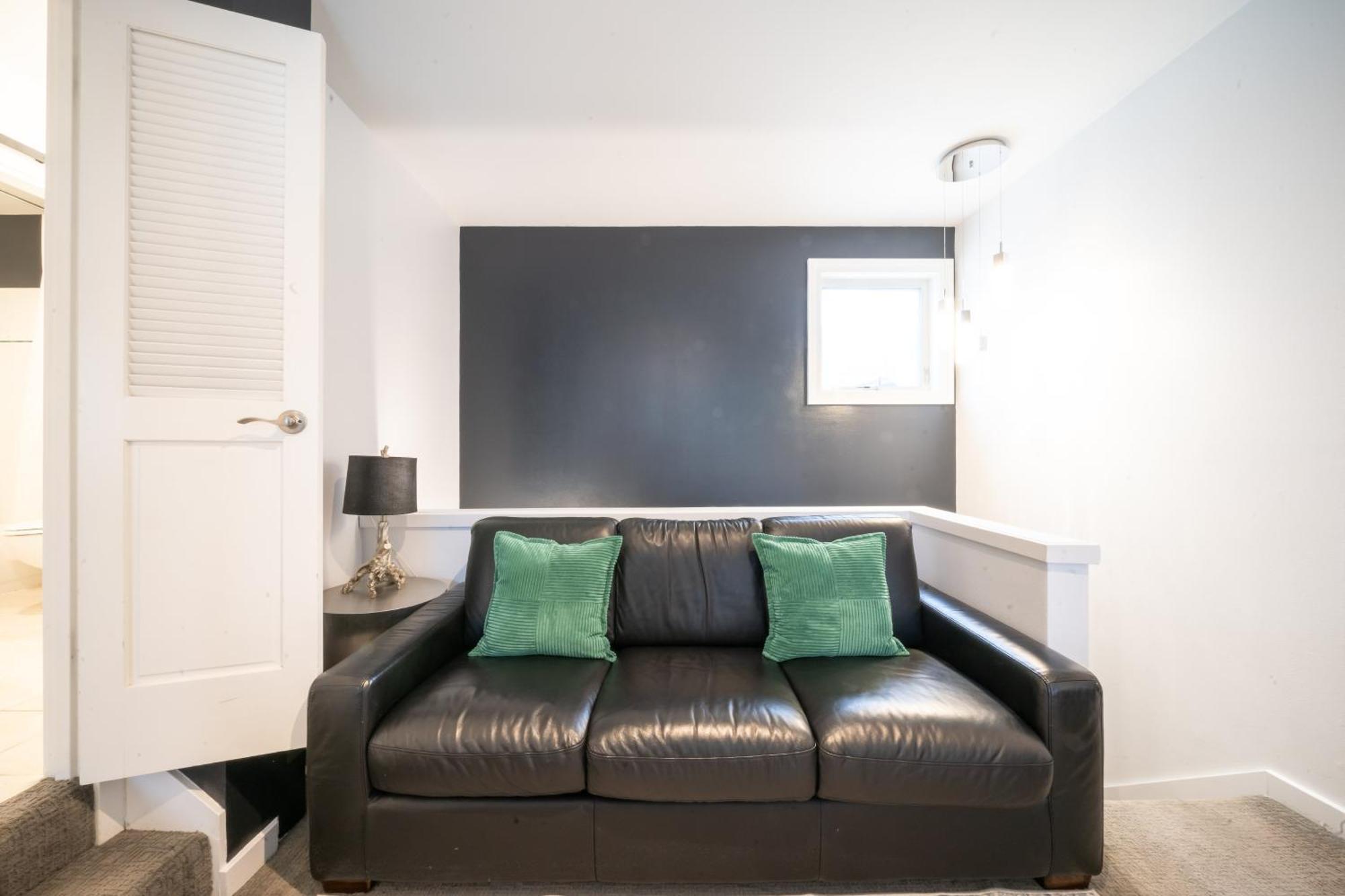 Modern Downtown Top Floor Penthouse With Bay Views Seattle Bagian luar foto